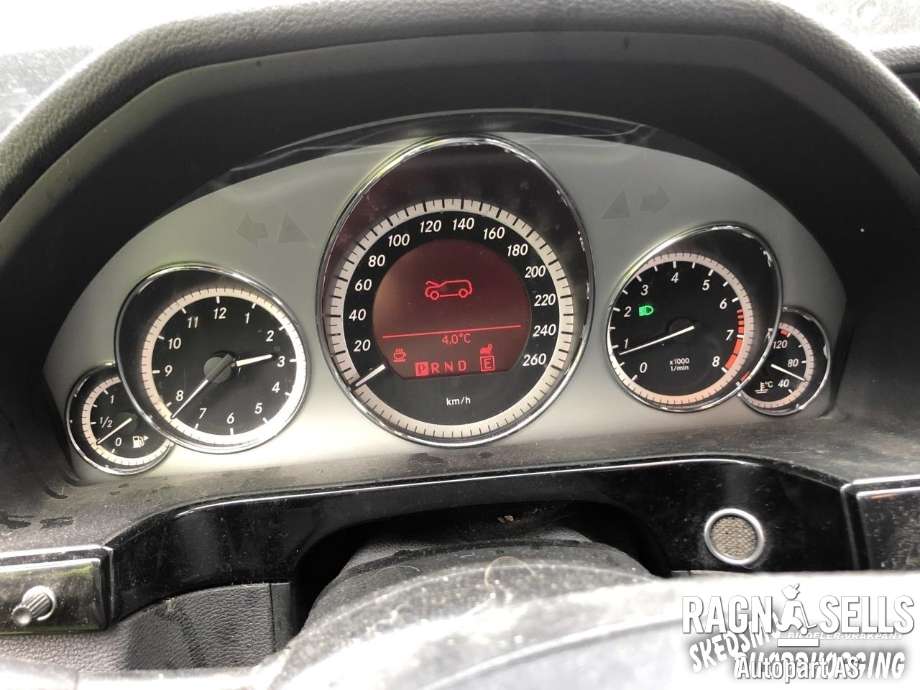 Mercedes E-Klasse 2009-2013 (Fase 1) (W212) (W212), Motorkode: 271860, Girkassekode: 722696