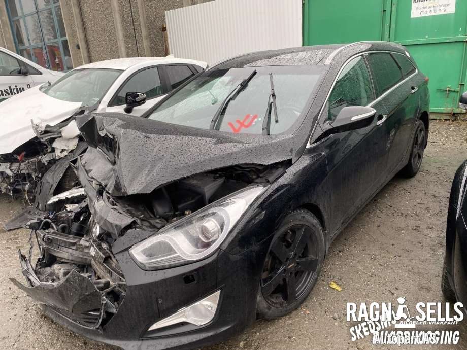 Hyundai i40 2012-2017 , Motorkode: D4FD, Girkassekode: