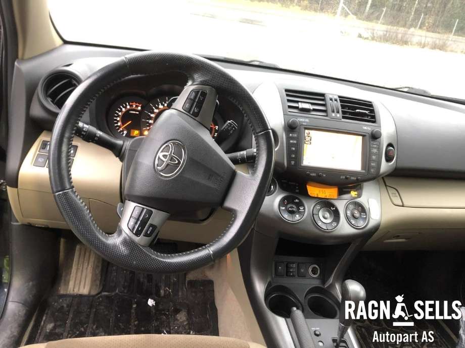 Toyota RAV4 2009-2013 (Type III, Fase 2) , Motorkode: 3ZR-FAE, Girkassekode: 3040042030