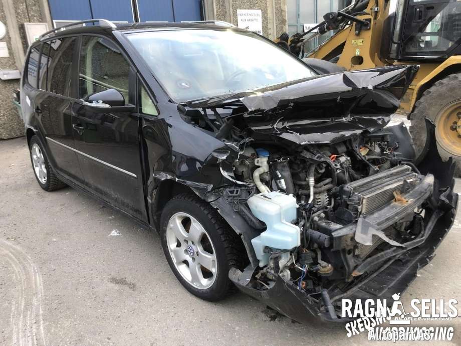 VW Touran 2010-2015 (Type I, Fase 3) , Motorkode: CFJ, Girkassekode: MSU