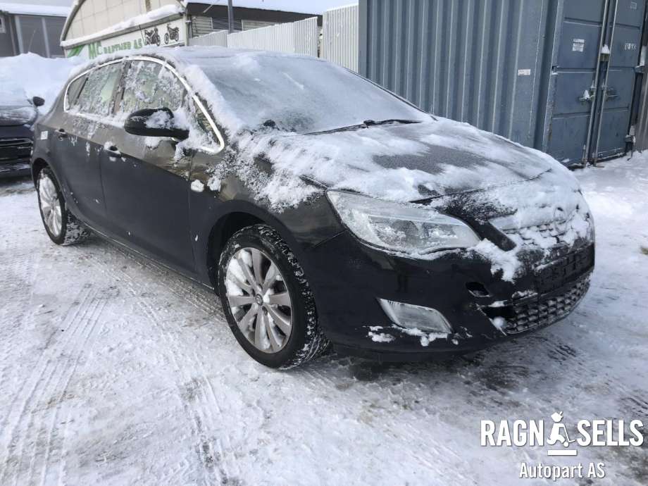 Opel Astra J 2010-2015 , Motorkode: A14NET, Girkassekode: MH8