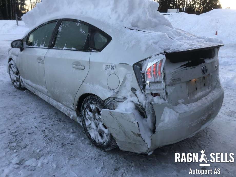 Toyota Prius 2009-2016 (Type III) (COMBI) (COMBI), Motorkode: 2ZR-FXE, Girkassekode: 3090047060