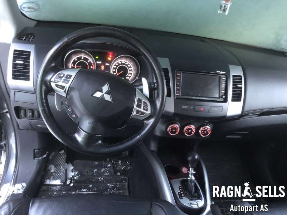 Mitsubishi Outlander 2010-2012 (Type II, Fase 2) , Motorkode: 4HK, Girkassekode: W6DGB423A