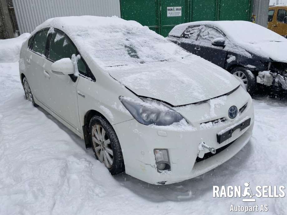 Toyota Prius 2009-2016 (Type III) (COMBI) (COMBI), Motorkode: 2ZR-FXE, Girkassekode: 3090047062