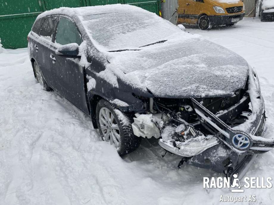 Toyota Auris 2013-2015 (Type II, Fase 1) , Motorkode: 2ZR-FXE, Girkassekode: CVT
