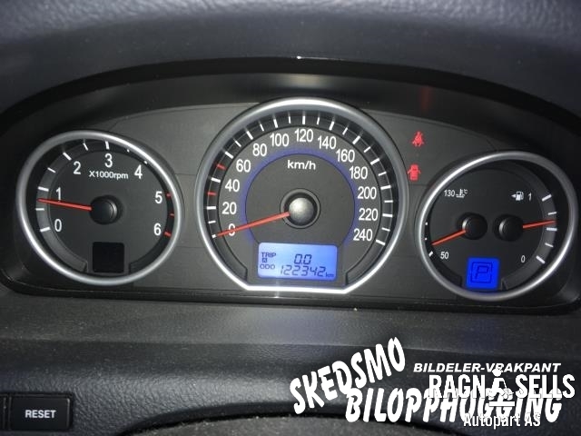 Hyundai Ix55 2010-2011 , Motorkode: D6EA, Girkassekode: E11   E11091136014110