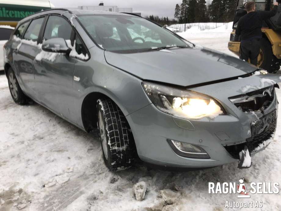 Opel Astra J 2010-2015 , Motorkode: A17DTR, Girkassekode: MZ4