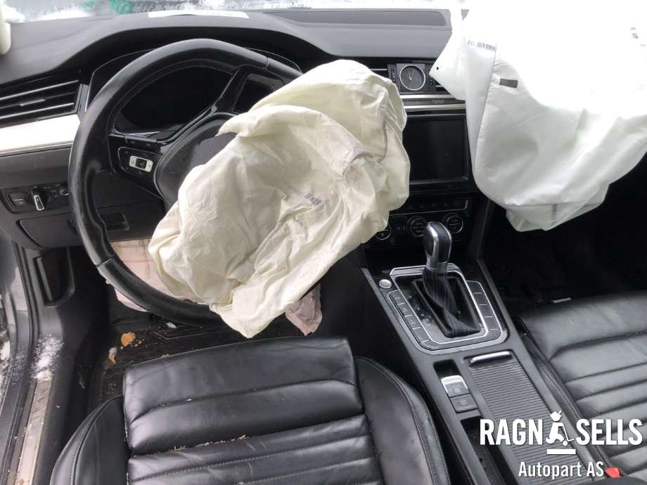 VW Passat 2015-2019 (Fase 1) (B8) (B8), Motorkode: CUK, Girkassekode: