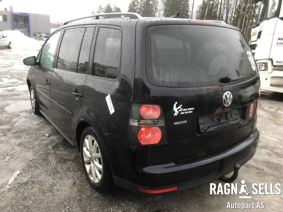 VW Touran 2010-2015 (Type I, Fase 3) , Motorkode: BLS, Girkassekode: KWD