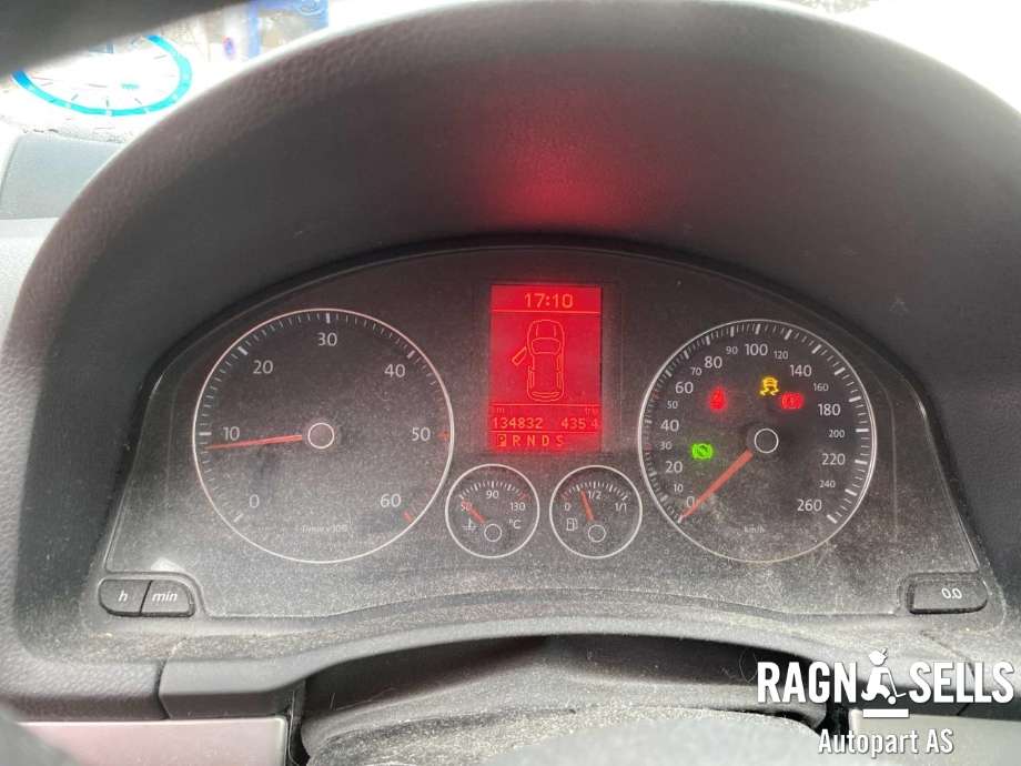 VW Golf V, STV 2007-2010 (JETTA) (JETTA), Motorkode: BLS, Girkassekode: KHM