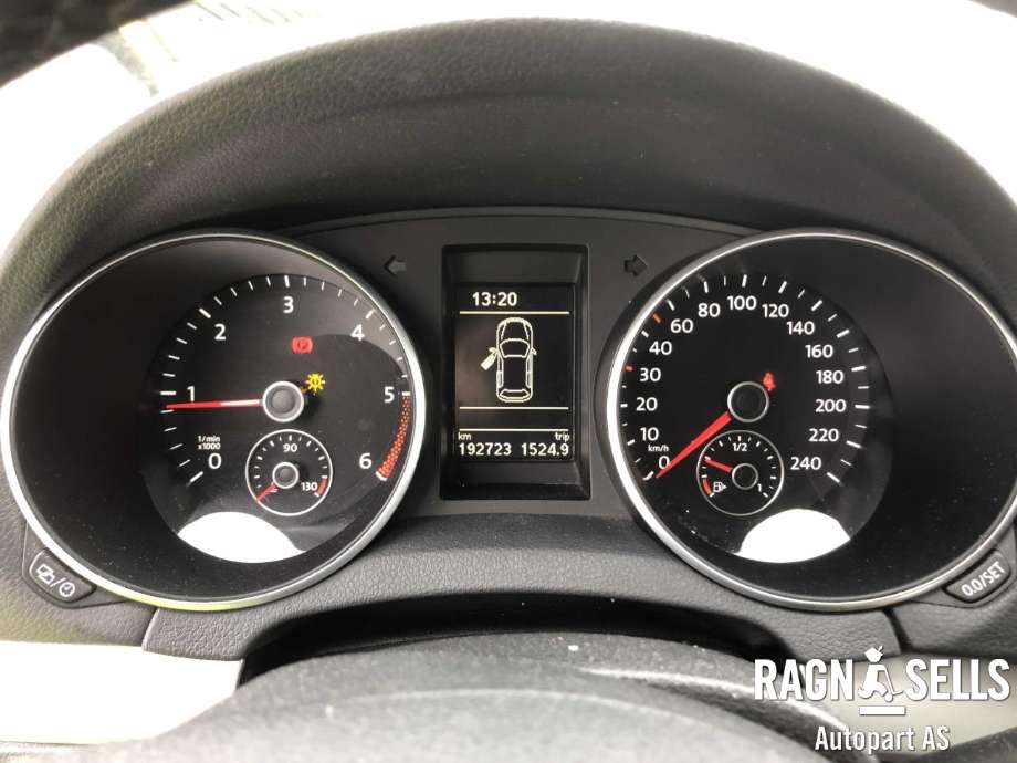 VW Golf VI 2008-2012 , Motorkode: CAYC, Girkassekode: NFQ