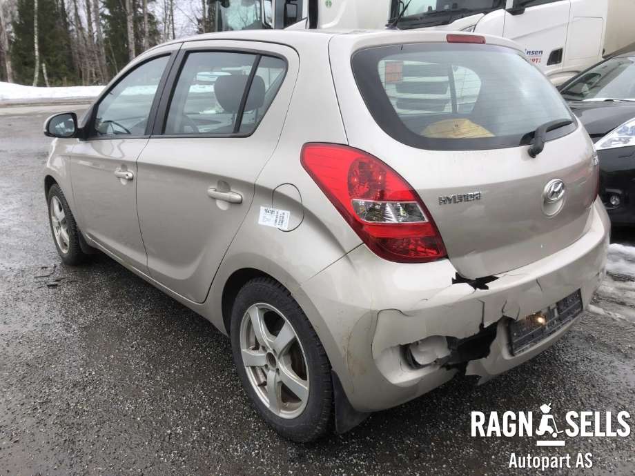Hyundai i20 2009-2014 (Type I) , Motorkode: G4LA-5, Girkassekode: PBT1