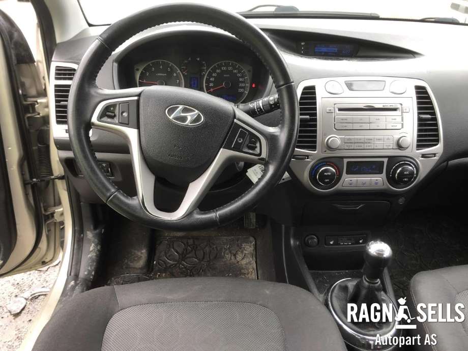 Hyundai i20 2009-2014 (Type I) , Motorkode: G4LA-5, Girkassekode: PBT1