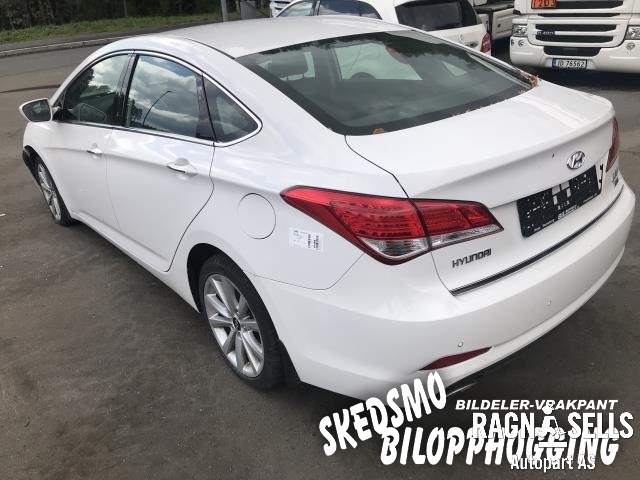 Hyundai i40 2012-2017 , Motorkode: D4FD, Girkassekode: TN02BU092922