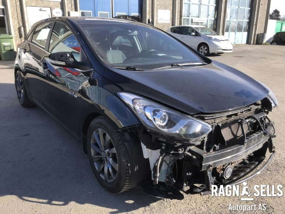 Hyundai i30 2012-2017 (Type II) , Motorkode: G4FD-5I, Girkassekode: 43000 26663