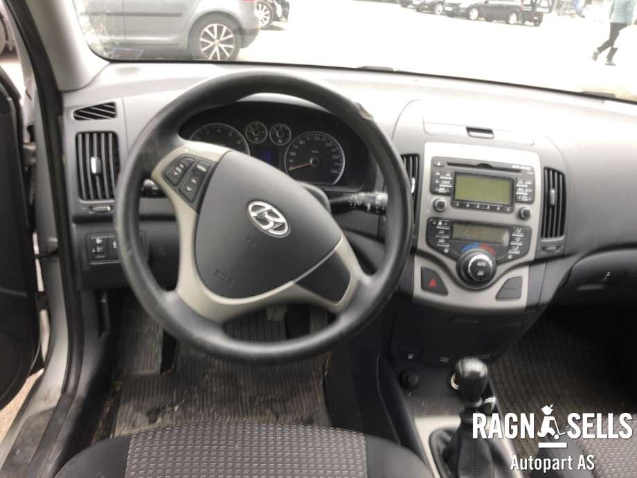 Hyundai i30 2007-2012 (Type I) , Motorkode: G4FA-L, Girkassekode: 4300023150