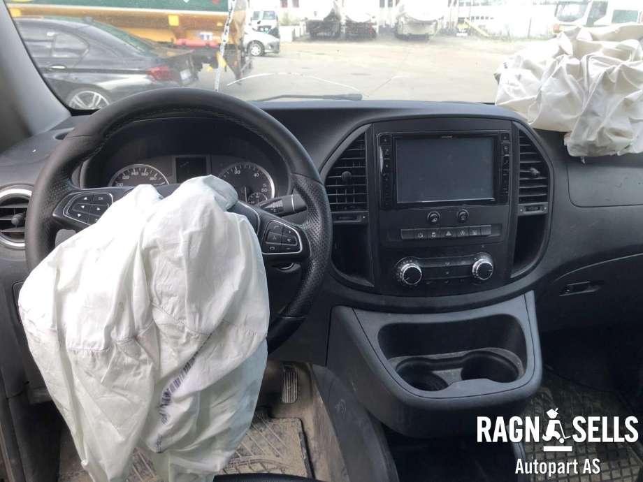 Mercedes Vito 2014-->> (W447) (W447), Motorkode: 651.950, Girkassekode: 722965
