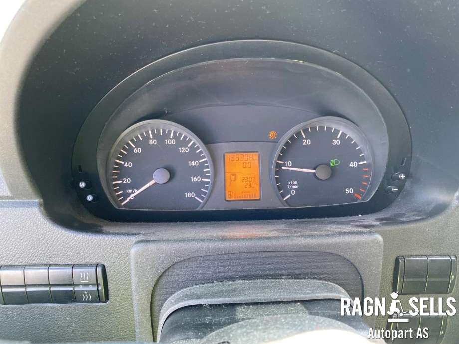 Mercedes Sprinter 2006-2013 (Fase 1) (906) (906), Motorkode: OM646.986, Girkassekode: 722684