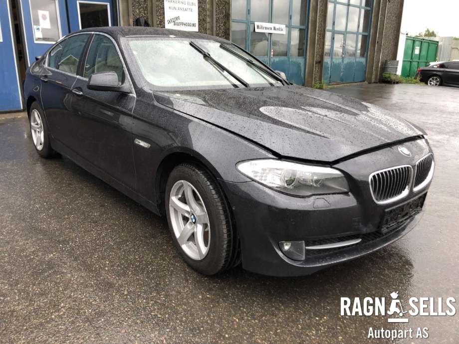 BMW 5-Serie 2010-2017 (F10/F11) (F10/F11), Motorkode: N47D20C, Girkassekode: 
