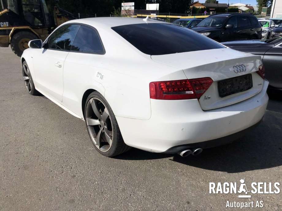Audi A5 2007-2016 (Type I) , Motorkode: CAHA, Girkassekode: LRV