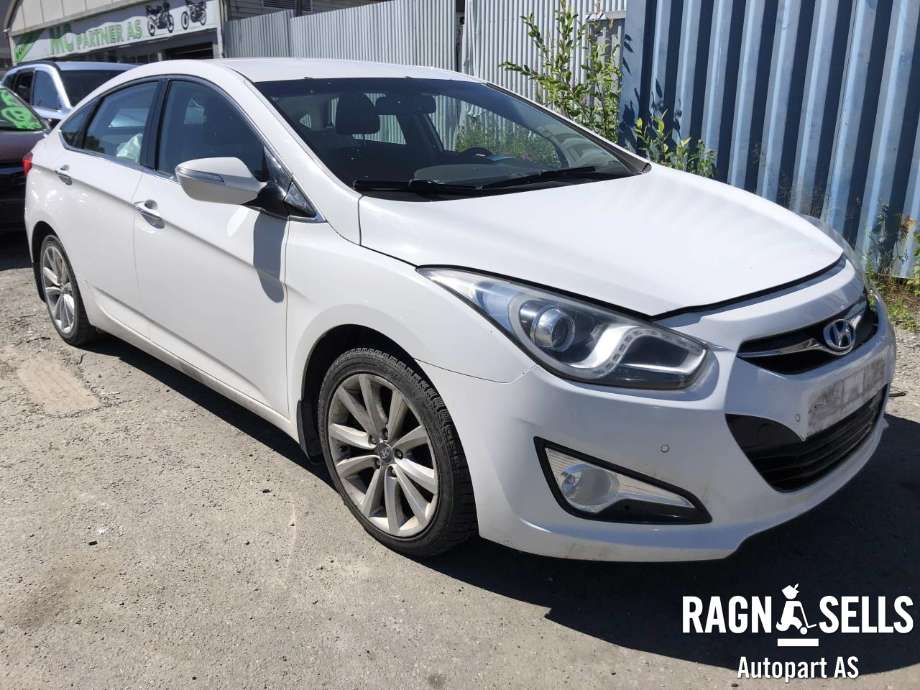 Hyundai i40 2012-2017 , Motorkode: D4FD, Girkassekode: 430003D020