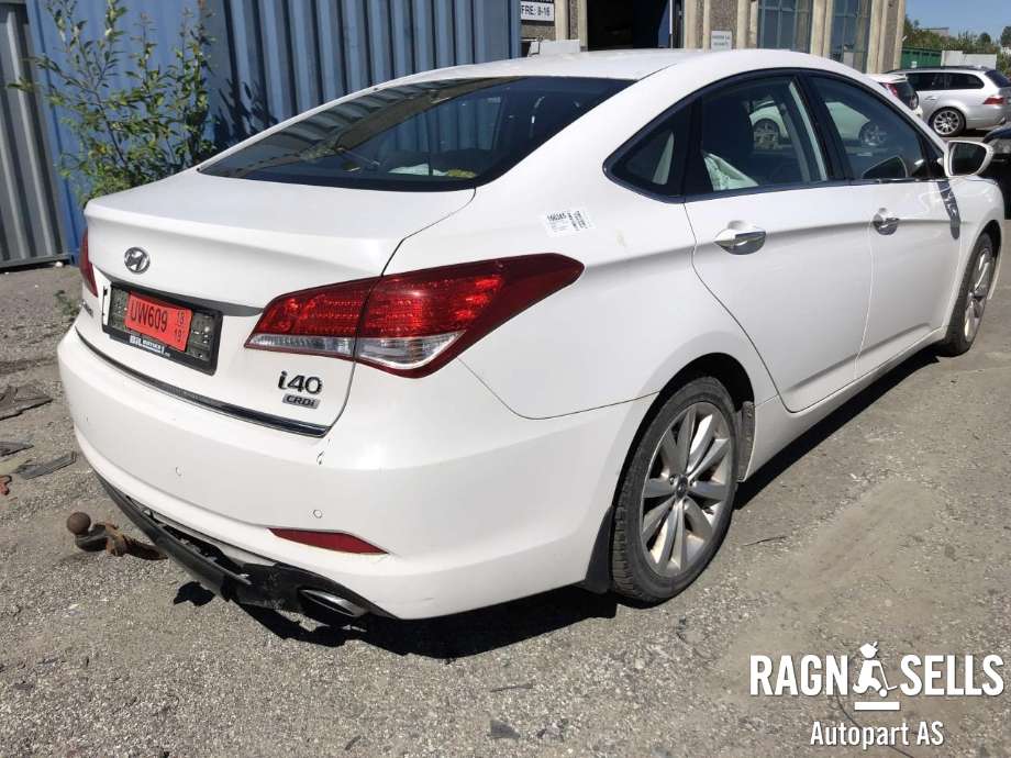 Hyundai i40 2012-2017 , Motorkode: D4FD, Girkassekode: 430003D020