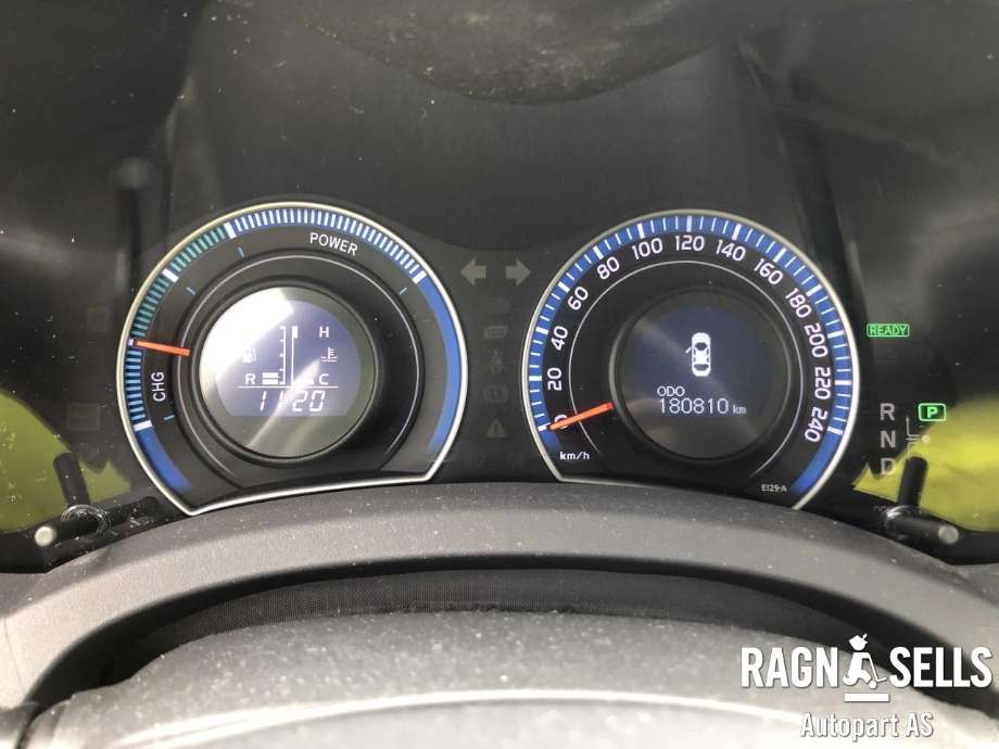 Toyota Auris 2010-2012 (Type I, Fase 2) , Motorkode: 2ZR-FXE, Girkassekode: G210047090