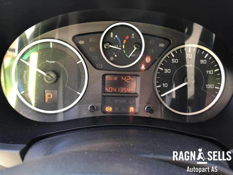 Peugeot Partner 0-->> , Motorkode: Y51, Girkassekode: B9U