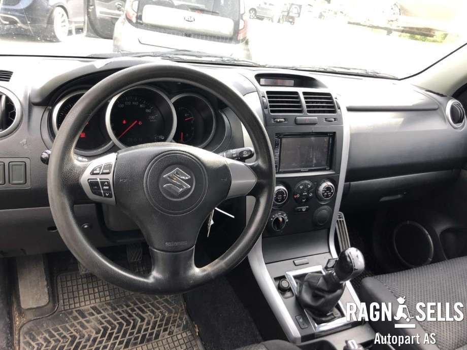 Suzuki Grand Vitara 2005-2015 (Type III) , Motorkode: F9Q-072644, Girkassekode: 24711-67J00