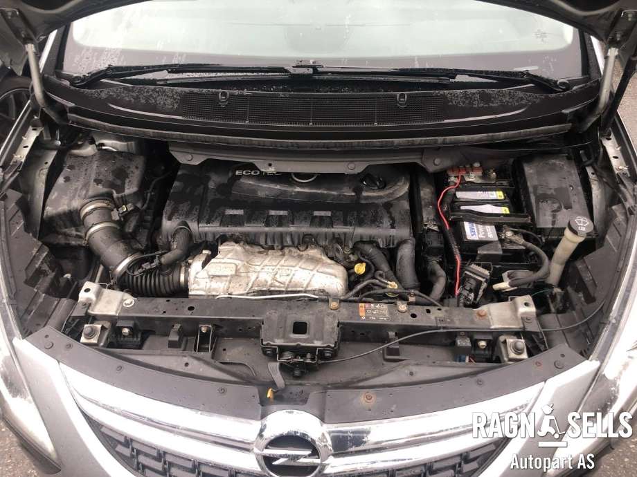 Opel Zafira Tourer 2012-2018 , Motorkode: A20DT, Girkassekode: MYJ