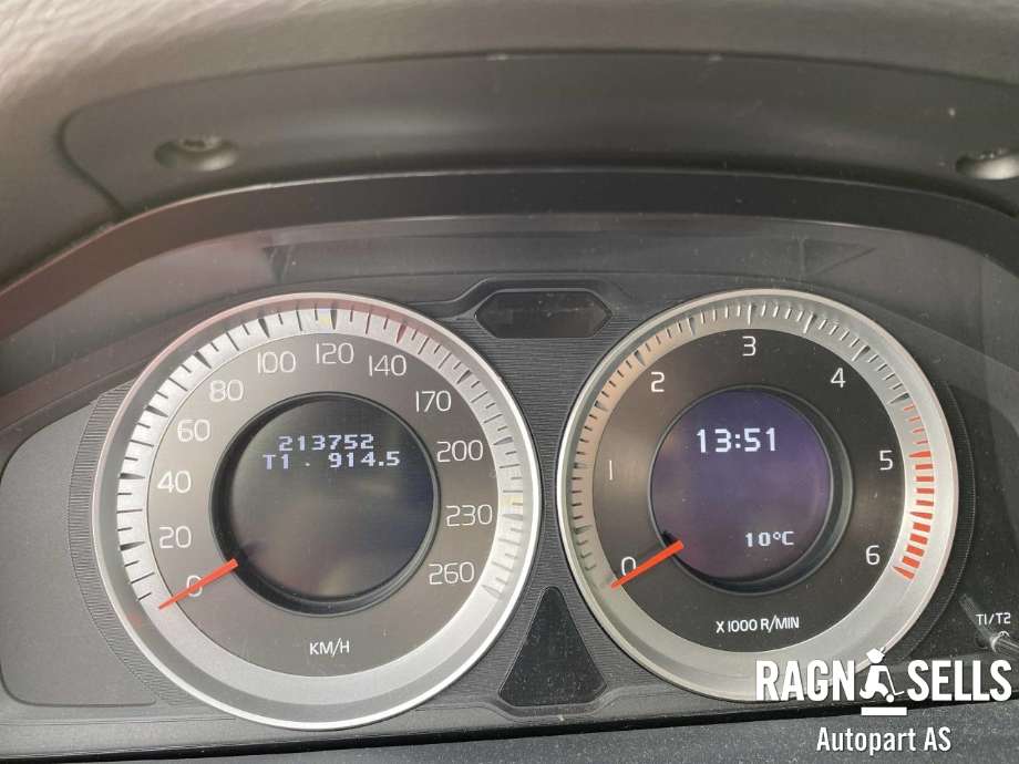 Volvo V60 2010-2013 (Type I, Fase 1) , Motorkode: D5244T17, Girkassekode: TF-80SC AWD