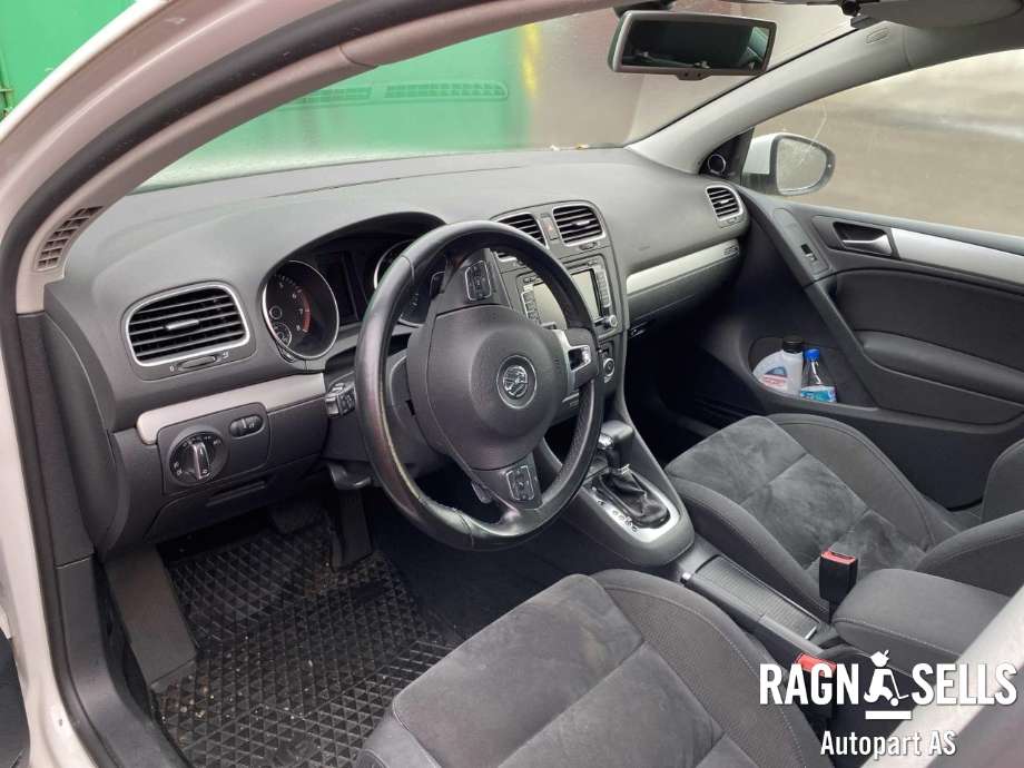 VW Golf VI 2008-2012 , Motorkode: CAV, Girkassekode: LWW