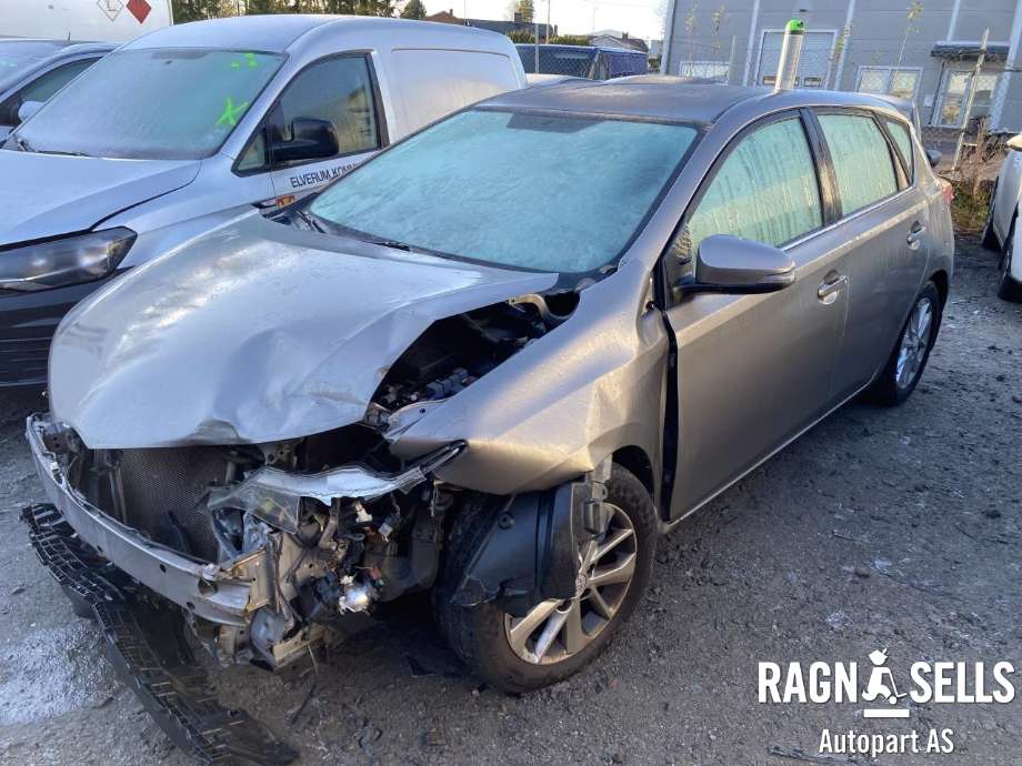Toyota Auris 2013-2015 (Type II, Fase 1) , Motorkode: 1NR-FE, Girkassekode: 3030002330