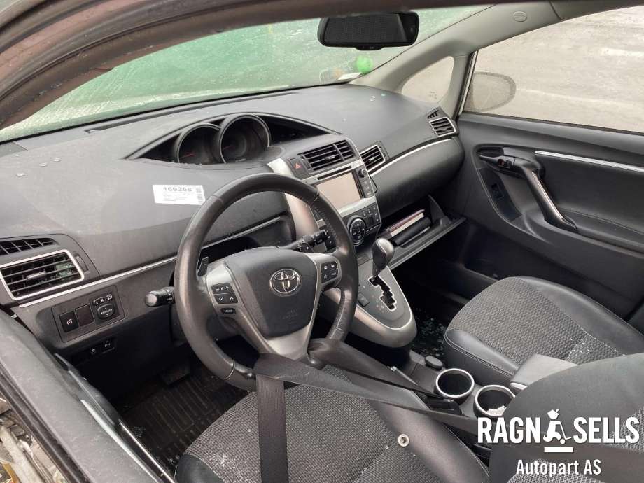 Toyota Verso 2009-2016 (Type III) , Motorkode: 2ZR-FAE, Girkassekode: 3040020020