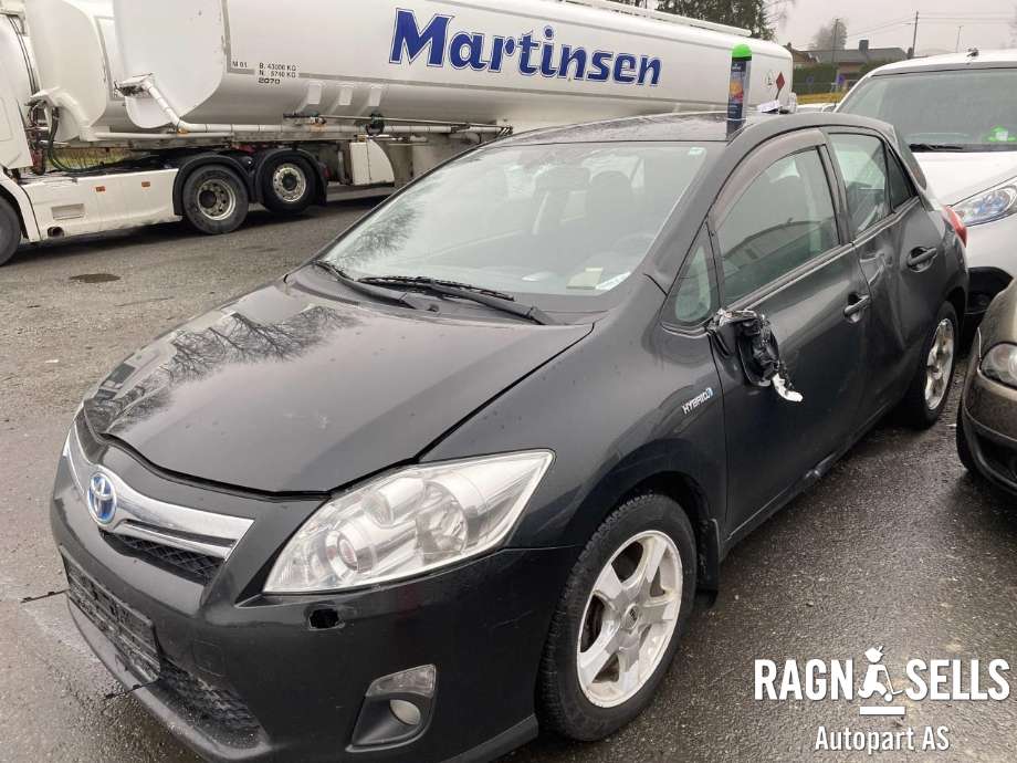 Toyota Auris 2010-2012 (Type I, Fase 2) , Motorkode: 2ZR-FXE, Girkassekode: G110047090