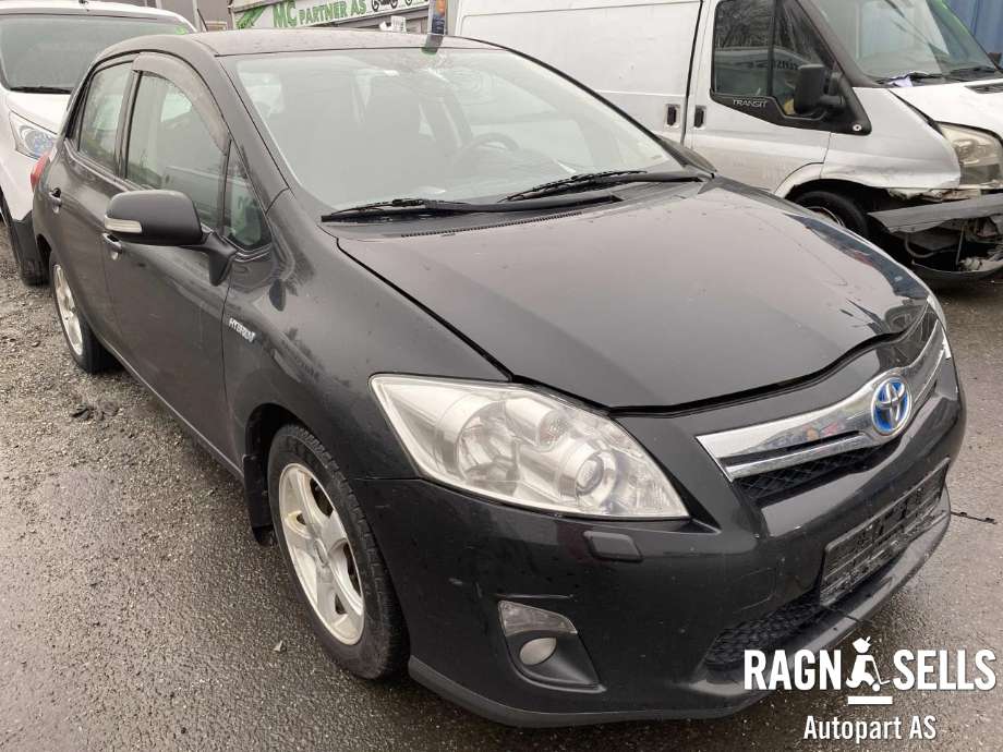 Toyota Auris 2010-2012 (Type I, Fase 2) , Motorkode: 2ZR-FXE, Girkassekode: G110047090