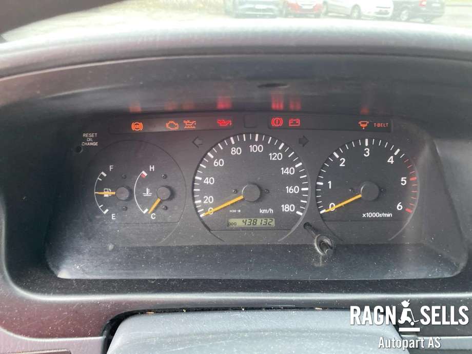 Toyota Hiace 2001-2006 (Fase 2) , Motorkode: 2KD-FTV, Girkassekode: