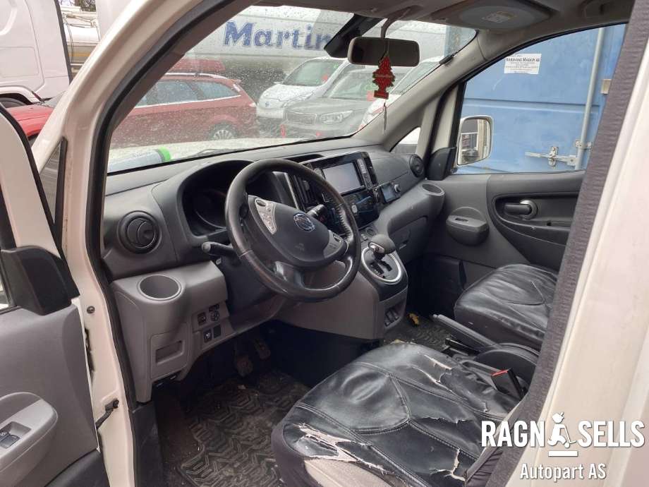Nissan E-NV200 2014-->> , Motorkode: EM57, Girkassekode: 320104FA0B