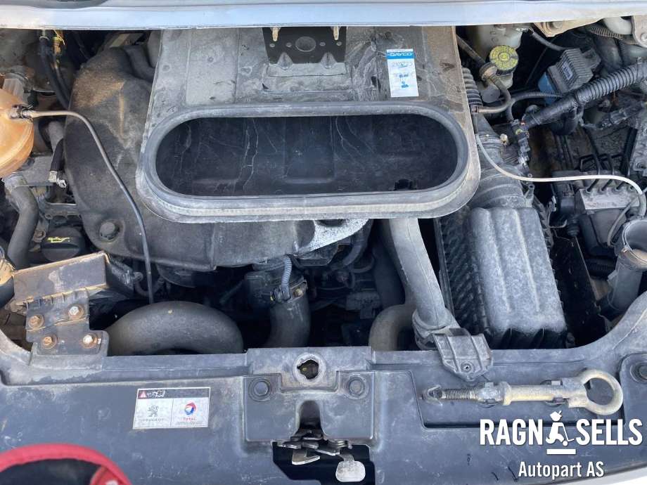 Peugeot Expert 2007-2016 (Type II) , Motorkode: AHZ/RH02 DW10CD, Girkassekode: CP(14X67)