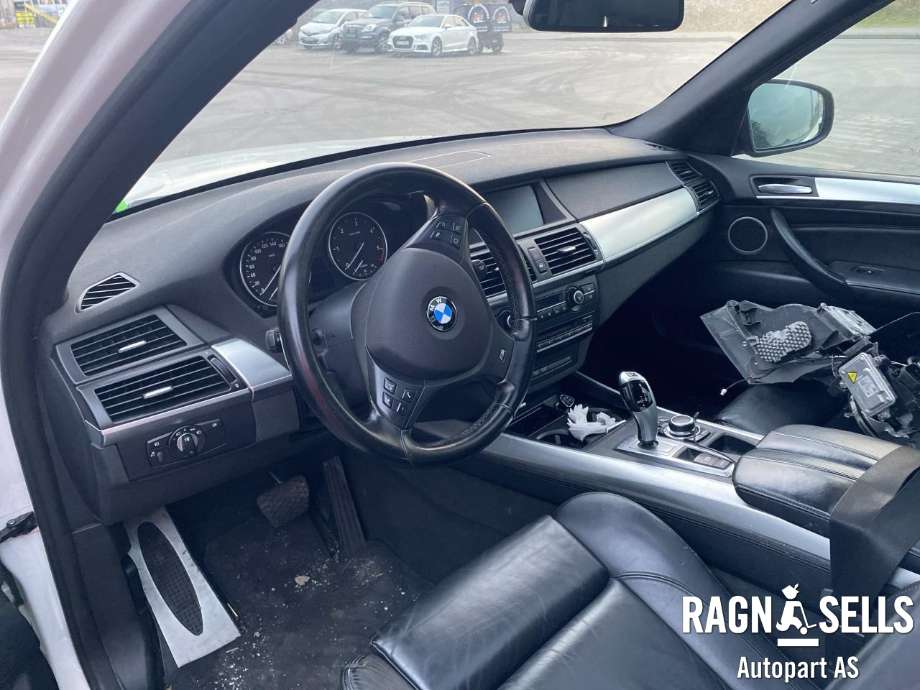 BMW X5 2007-2013 (E70) (E70), Motorkode: N57D30A, Girkassekode: GA8HP-70Z