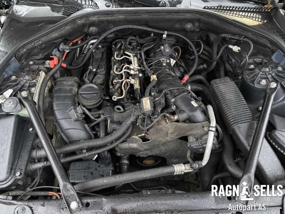 BMW 5-Serie 2010-2017 (F10/F11) (F10/F11), Motorkode: N47D20C, Girkassekode: GA8HP-45Z