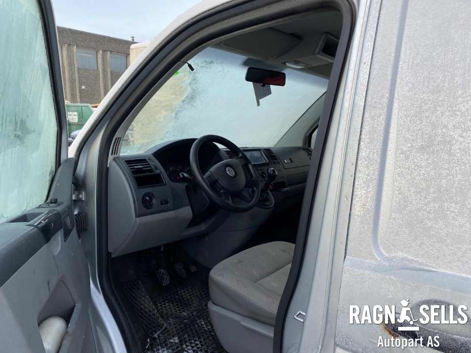 VW Transporter / Caravelle 2003-2009 (Fase 1) (T5) (T5), Motorkode: BNZ, Girkassekode: KCK