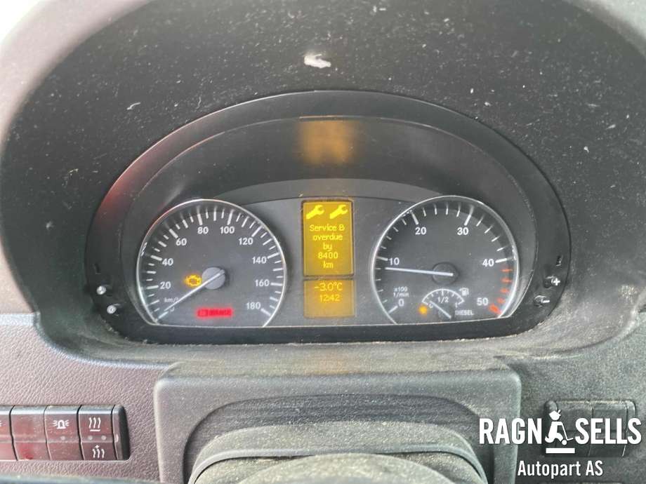 Mercedes Sprinter 2013-2018 (Fase 2) (906) (906), Motorkode: 651.955, Girkassekode: 711680