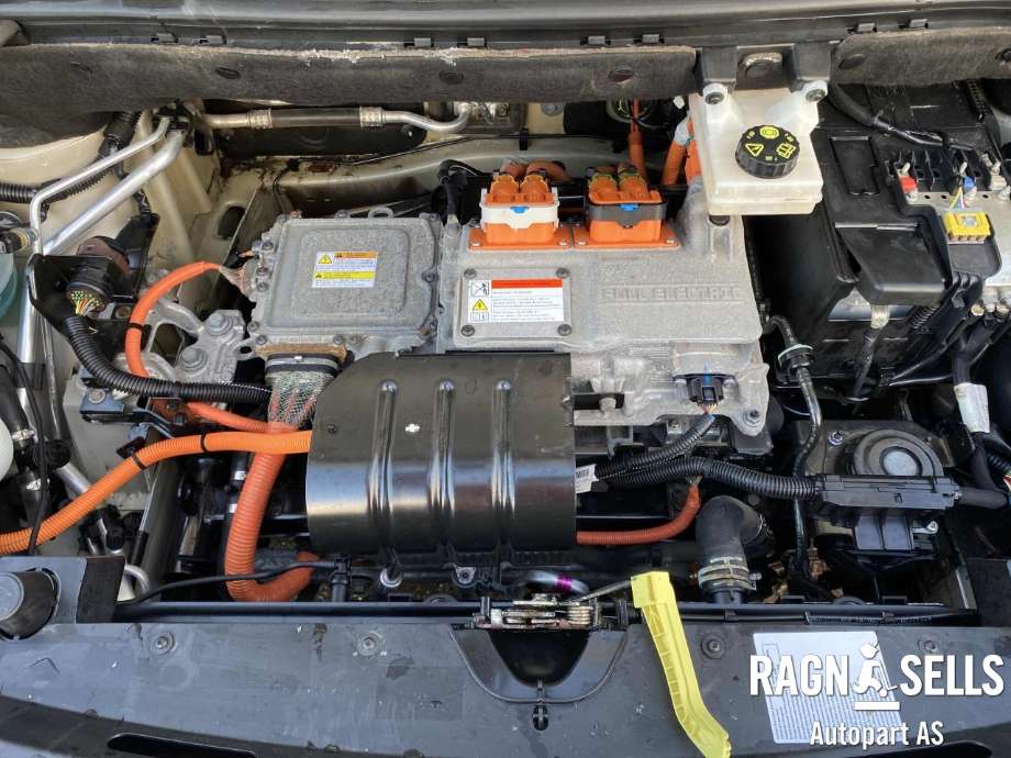 Peugeot Partner 2015-2019 (Type II, Fase 2) , Motorkode: Y51, Girkassekode: B9U