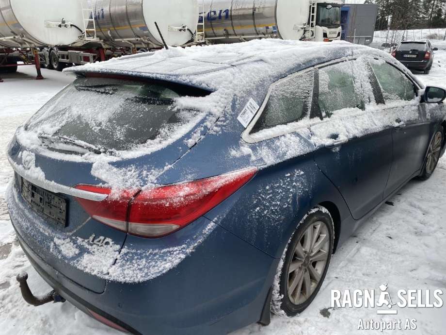 Hyundai i40 2012-2017 , Motorkode: D4FD, Girkassekode: 