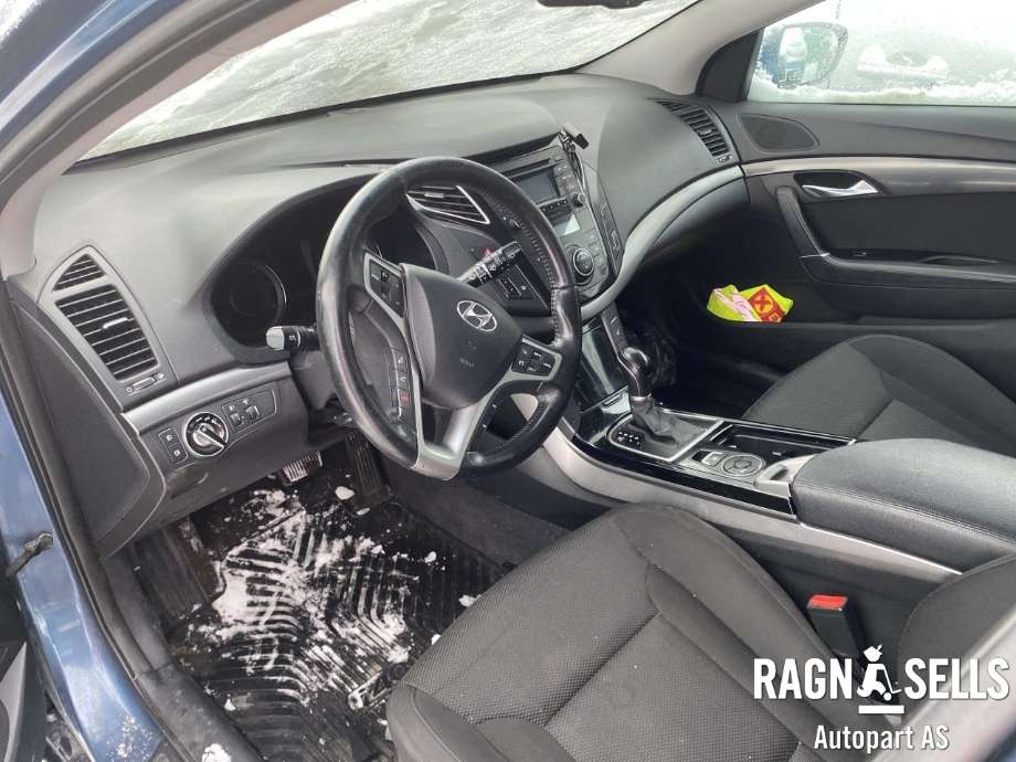 Hyundai i40 2012-2017 , Motorkode: D4FD, Girkassekode: 