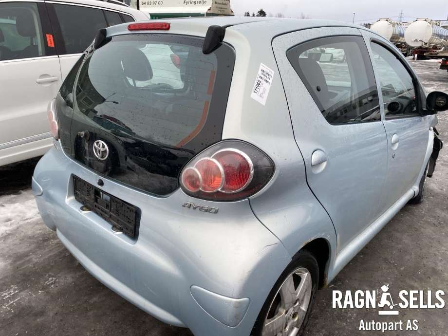 Toyota Aygo 2005-2014 (Type I) , Motorkode: 1KR-FE, Girkassekode: 303300H010