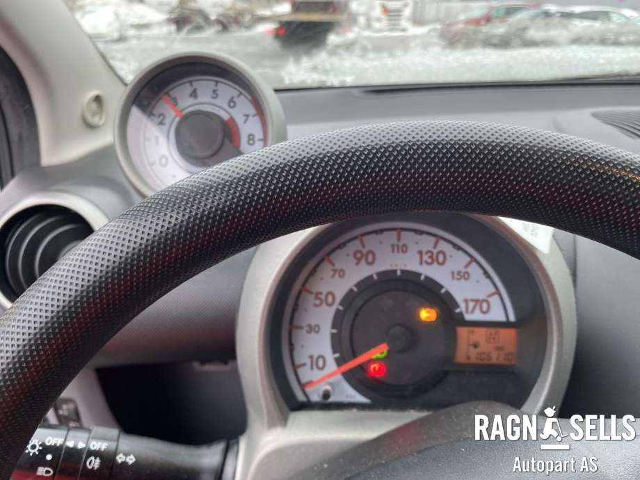 Toyota Aygo 2005-2014 (Type I) , Motorkode: 1KR-FE, Girkassekode: 303300H010