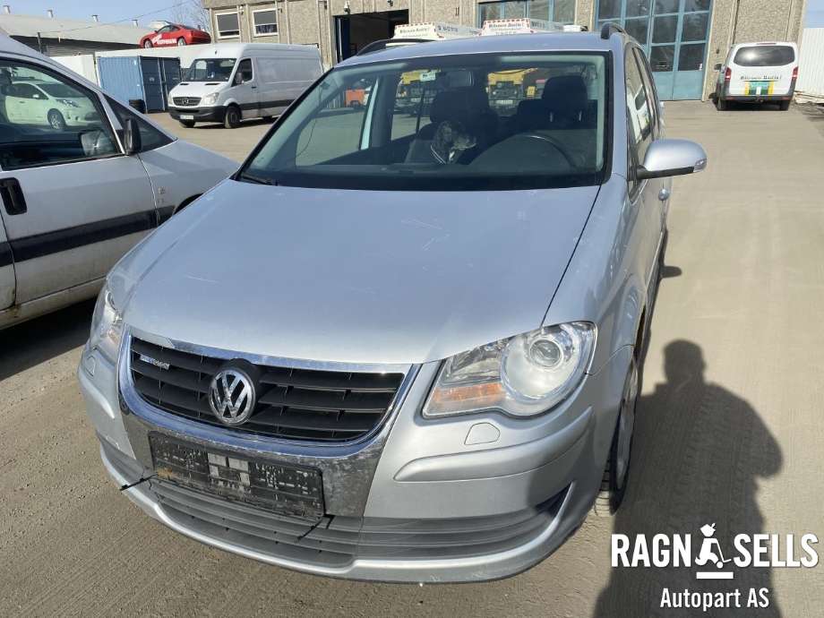 VW Touran 2007-2010 (Type I, Fase 2) , Motorkode: BLS, Girkassekode: KWD