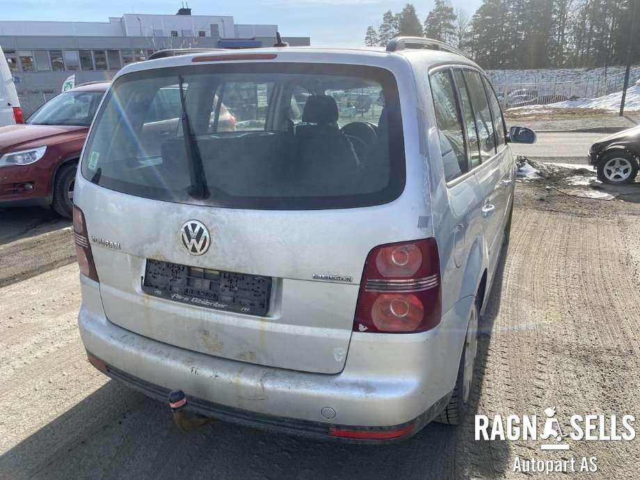 VW Touran 2007-2010 (Type I, Fase 2) , Motorkode: BLS, Girkassekode: KWD